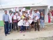 Plato: Entregan 36 viviendas para afectados por ola invernal