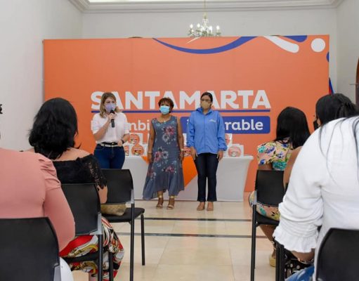 “Formando a las mujeres logramos mejores oportunidades para ellas”: Virna Johnson