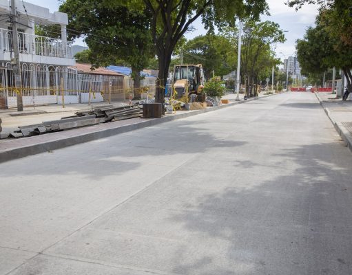 Comunidad de la Avenida del Río respalda obras del SETP