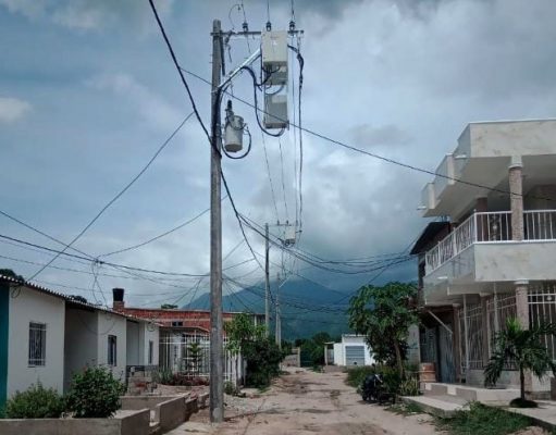 Nuevo servicio de energía para Aires de la Sierra