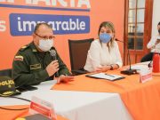 Alcaldía y taxistas establecen acuerdos para mejorar el servicio en Santa Marta