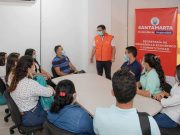 Distrito implementa estrategia nacional para apoyar a jóvenes profesionales