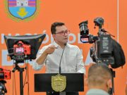 “Seguimos trabajando sin descanso, bajo riesgo, para la gente, y hasta el cambio”: Caicedo