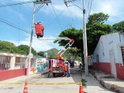 Mil familias del barrio 20 de julio beneficiadas con nuevas redes eléctricas