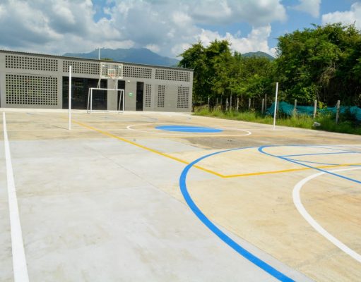 Zona Bananera / Fondo de Adaptación entrega colegio en Varela