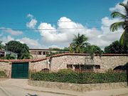 Evaden el pago del servicio y se roban la energía de todos