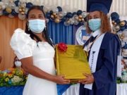 Sitionuevo / Alcalde entregó computadores a los mejores bachilleres de Nueva Venecia y Palermo