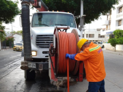 Realizan mantenimientos preventivos en 1.041 manholes del Distrito