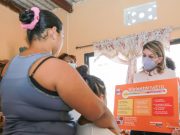 Alcaldesa Virna Johnson exhorta a los samarios a denunciar los casos de violencia contra la mujer