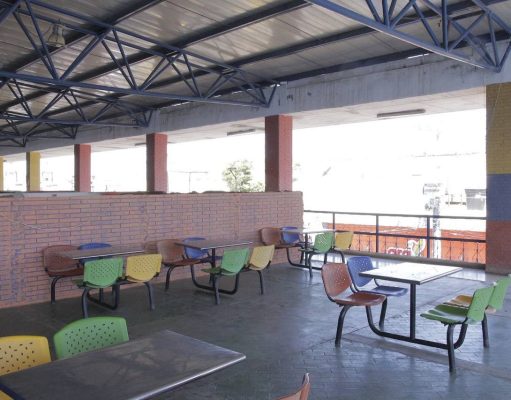 Distrito lidera jornada de limpieza en el mercado público