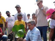 Ciénaga/ Min Ambiente participó en la siembra de 1.5 kilómetros de uva de playa para frenar, la erosión Costera