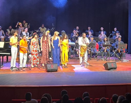 Magistral fusión musical encantó a todos los asistentes en el Teatro Cajamag