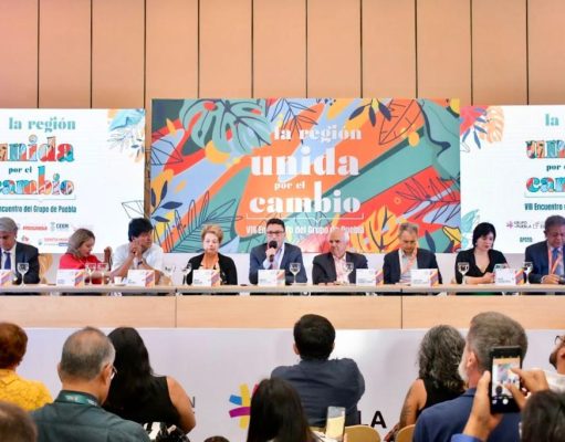 En el Encuentro del Grupo de Puebla, Caicedo propone una Latinoamérica unida para la autonomía de regiones