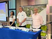 CORPAMAG inicia obras para la recuperación del rio Manzanares y la Quebrada Japón El Director de Corpamag Carlos Francisco Diaz Granados, la Subdirectora Técnica de la Corporación, Ingeniera Karen Forero Bula y el Vicerrector de Extensión y Proyección Social de la Universidad del Magdalena Jean Rogelio Linero
