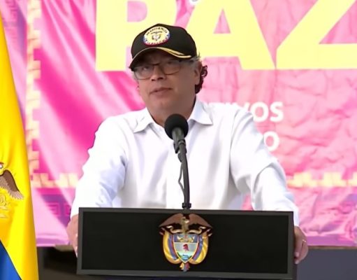 Presidente señaló al Congreso de anular artículo que permitía comprar la tierra sin expropiarla