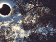 Prepárese y cuide sus ojos para el eclipse anular de sol