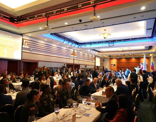 FUNDAGÁN recaudó 1606 vacas para donarlas a víctimas de minas antipersonales y viudas del campo