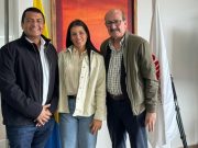 El Banco/  Alcalde suscribe convenio con Supernotariado para beneficiar a 7.000 familias