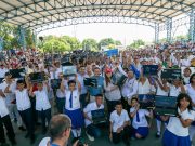 Santana / 345 estudiantes recibieron computadores de MinTIC