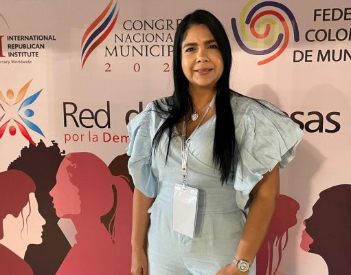 Alcaldesa Clareth Olaya apuesta por la educación superior en la Zona Bananera