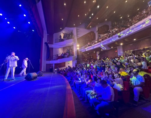 Hansel y Raúl conquistaron el Teatro Cajamag con un concierto inolvidable