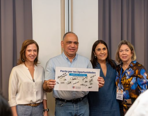 AmCham Colombia, Alcaldía y CámComercio firmaron “Pacto por las oportunidades”