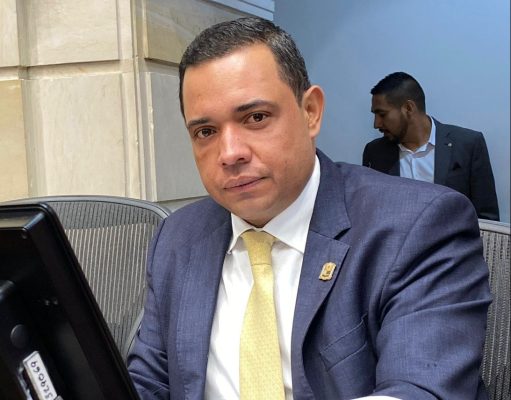 Ariguaní /Senador Carlos Mario Farelo rechaza actuación de la empresa Afinia