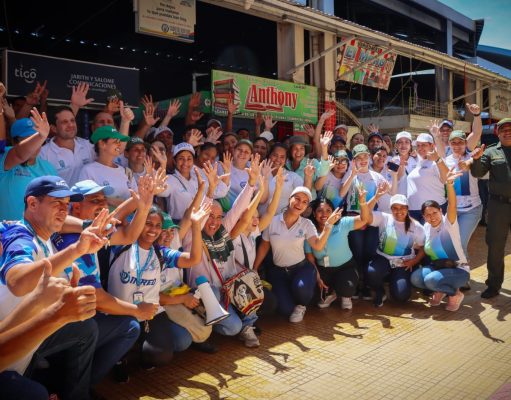 Alcaldía realizó jornada de limpieza en el Mercado Público
