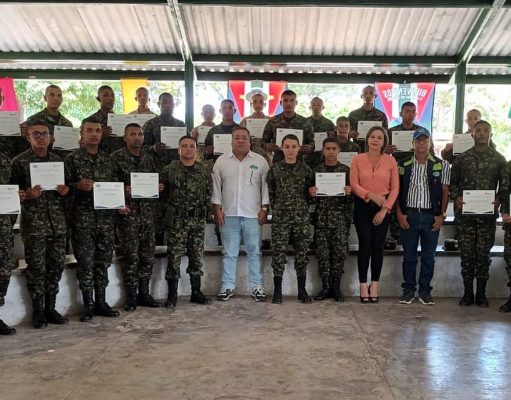 CORPAMAG e INFOTEP capacitaron a 42 soldados en Gestión Ambiental
