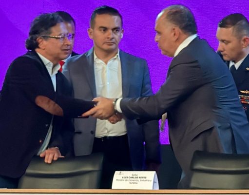 Presidente Petro y alcalde Pinedo afianzan compromisos por el agua para la ciudad