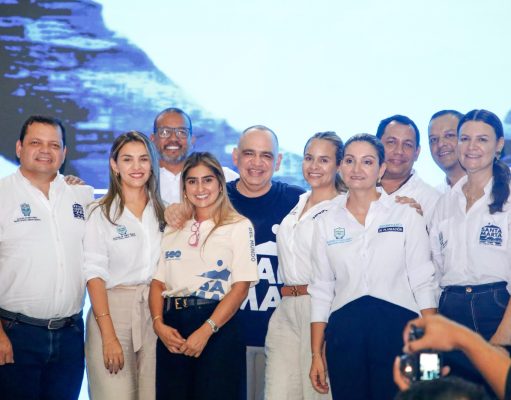 Líderes y gremios respaldaron gobierno de Carlos Pinedo en la Rendición de Cuentas