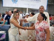 1.277 familias damnificadas han recibido ayudas humanitarias gestionadas por el gobierno de Carlos Pinedo