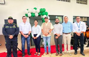 ASBAMA y comercializadoras bananeras entregan subestación de Policía en Río Frío