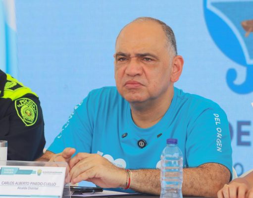 Alcalde Carlos Pinedo interpone denuncia penal contra Carlos Caicedo y Rafael Martínez