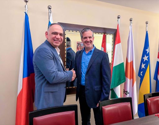 Carlos Pinedo Cuello fortalece la globalización de Santa Marta en Encuentro de Alcaldes en Israel