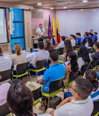 Jóvenes transforman el territorio con ideas de innovación e investigación en UNIMAGDALENA