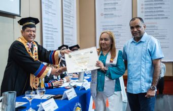 Desde Francia, donde adelanta doble titulación, celebró su grado en UNIMAGDALENA