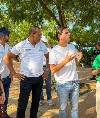 Alcaldía e INDETUR intensifican acciones de limpieza en las playas