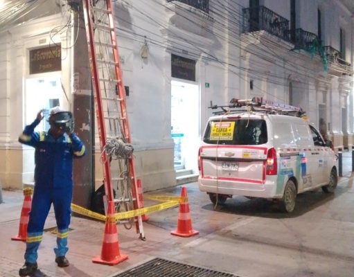 Detectan conexiones eléctricas ilegales en el centro y sector de San Andresito en Santa Marta