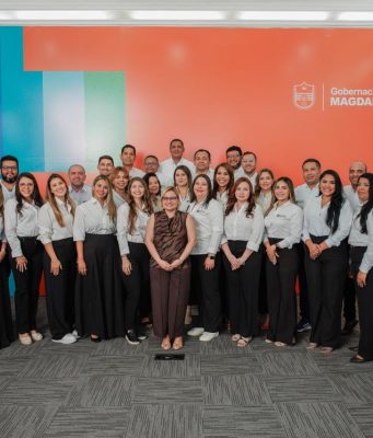 Margarita Guerra posesiona a su Gabinete para materializar el PDD 12+1 Ruta del Cambio