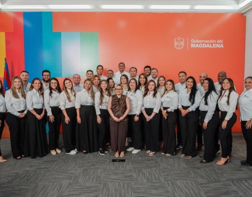 Margarita Guerra posesiona a su Gabinete para materializar el PDD 12+1 Ruta del Cambio