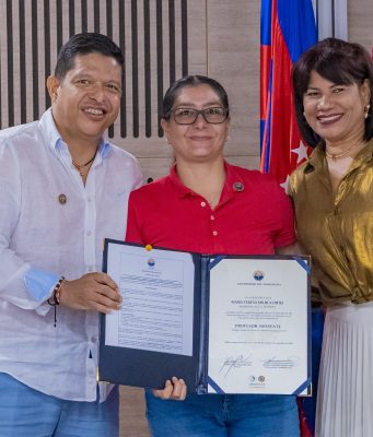 UNIMAGDALENA homenajeó a 57 profesores en ceremonia de ingreso y ascenso en la docencia