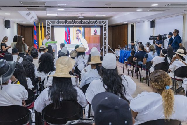 PALABRA.MAYOR.CORAZÓN.DEL.MUNDO.1