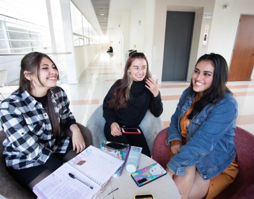 El ICETEX y la UNIR abren convocatoria de becas de hasta el 100 % para maestrías virtuales