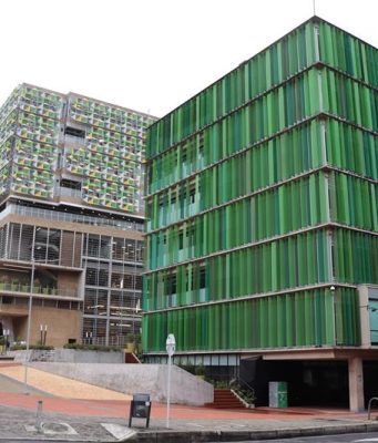 Becas por Colombia: apoyo al talento de las regiones para transformar el futuro del país.