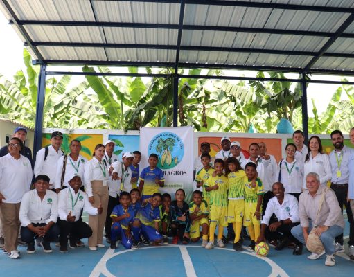 Banasan y aliados benefician a más de 700 estudiantes de la Zona Bananera