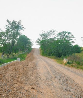 Trabajos de mejoramiento en la vía Chibolo – Santa Inés están al 100 %