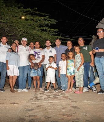 Alcalde Carlos Pinedo inspeccionó obras que dignifican a la comunidad