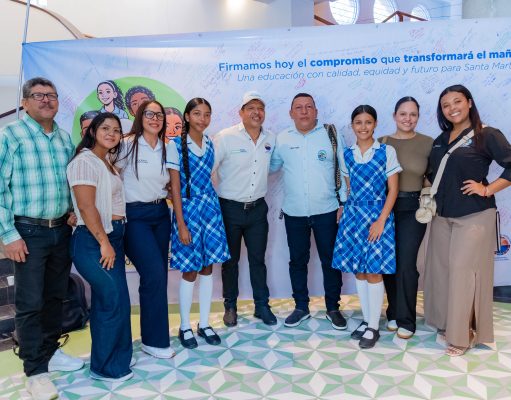 Rectores y estudiantes celebran lanzamiento del Plan Decenal de Educación