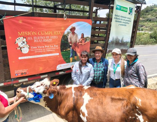 FEDEGÁN, FUNDAGÁN y PazdelRío entregan novillas a familias vulnerables
